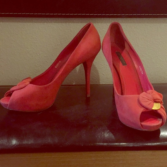 lv red heels